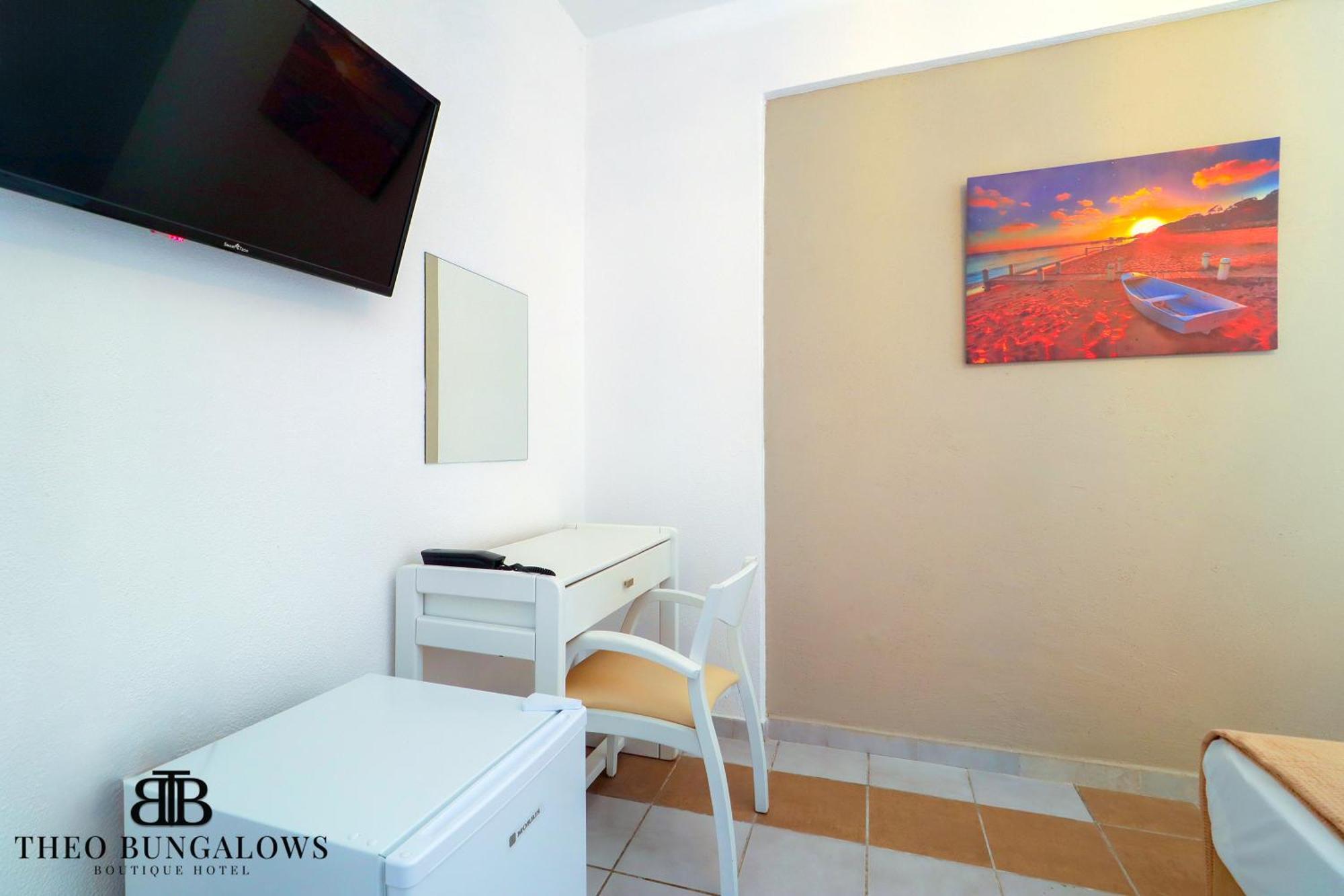 Theo Bungalows Boutique Hotel Kriopigi Oda fotoğraf