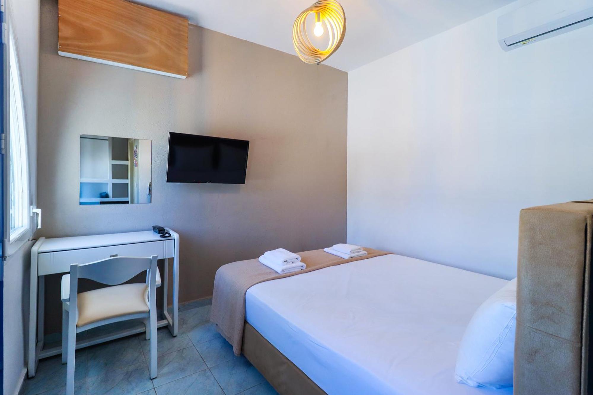 Theo Bungalows Boutique Hotel Kriopigi Oda fotoğraf